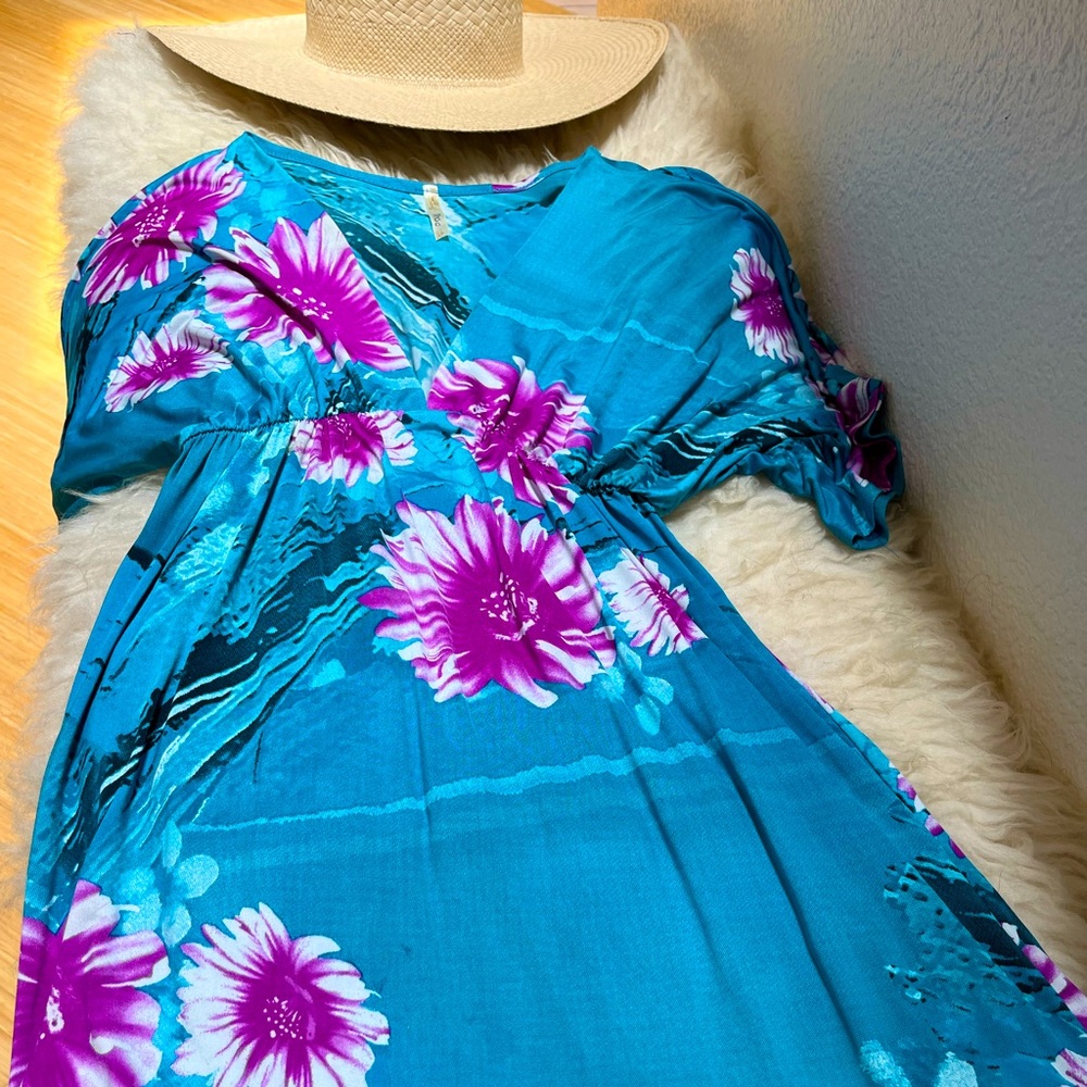 Turquoise & fuschia v-neck swim coverup